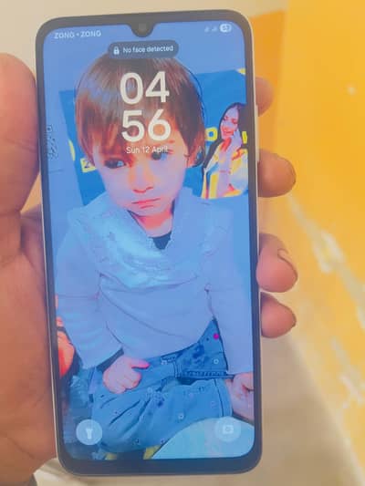 Samsung a05s 4+4/128 with box