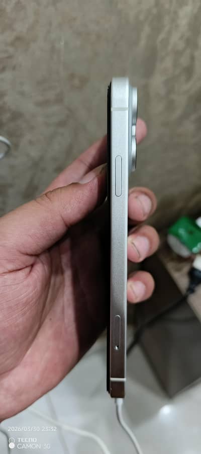 iphone xr convert 17 pro