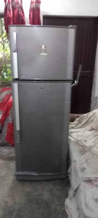 good condition farig child cooling