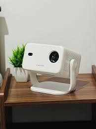 Magicubic Portable projector model L018 HD display