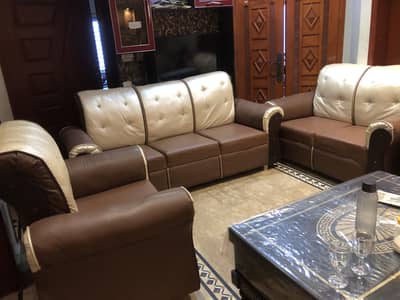 Urgent sell 6 seater sofa set used