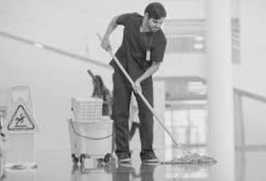 ہاسٹل کے لیے کلینر درکار ہے 0