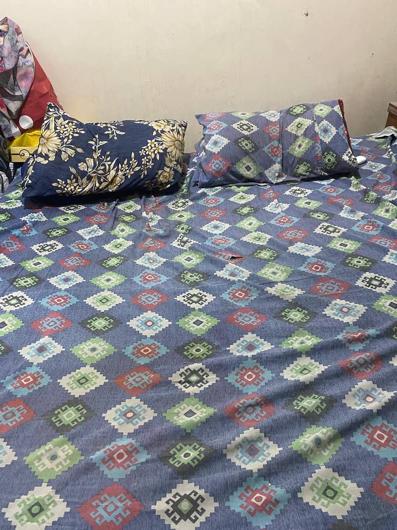 Bed and dressing table 1