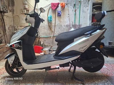 Jolta JES-70D Scooty 2023 Model – Excellent Condition (10/10)