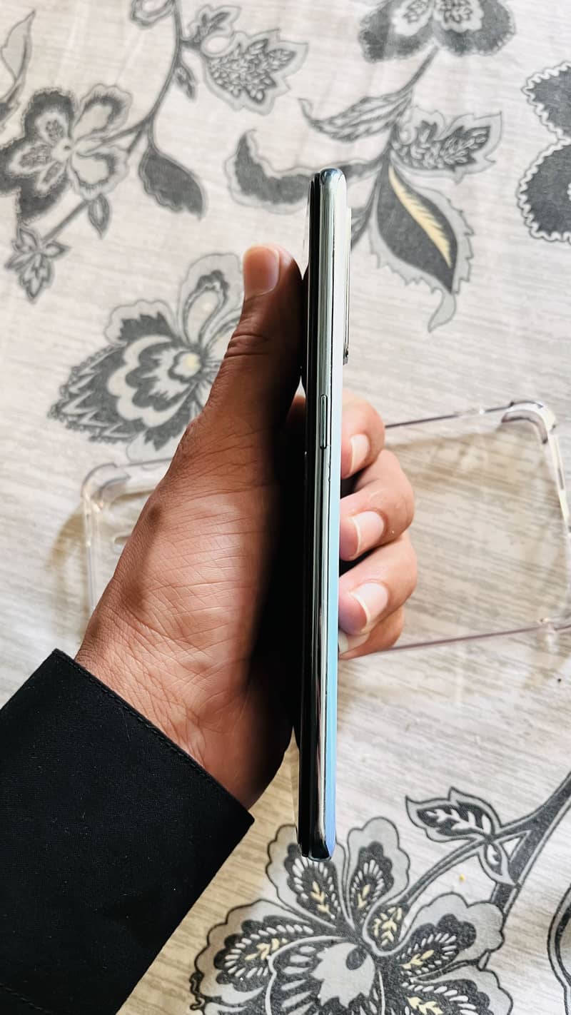 oppof15 2