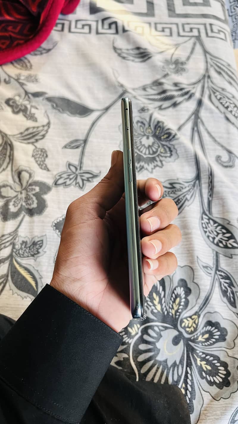 oppof15 4