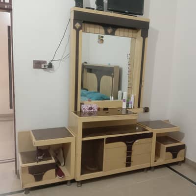 Dressing Table with Side Table