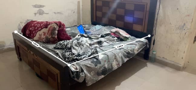 Bed Double Size (without Matrice ) (1.83 m X 1.94 m )