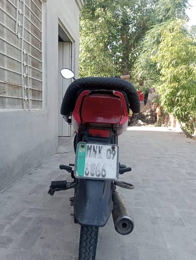 Yamaha Junoon in lush condition exchange kar lo ga