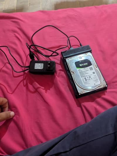 4tb hard disk with case like new