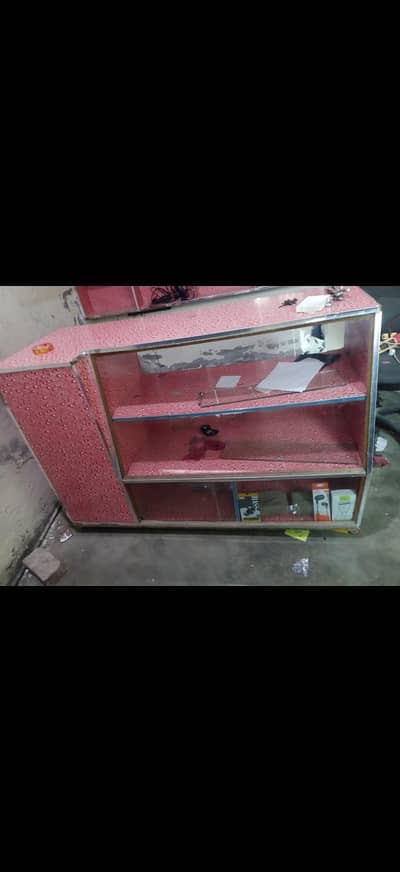 Rank and Counter with chair