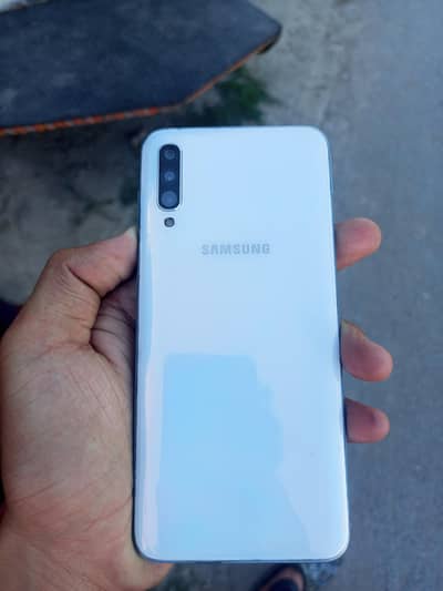 Samsung A50 for sale