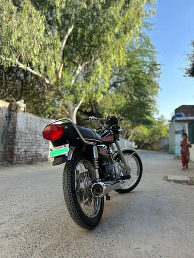 SPECIAL EDITION 2006 MODEL /125