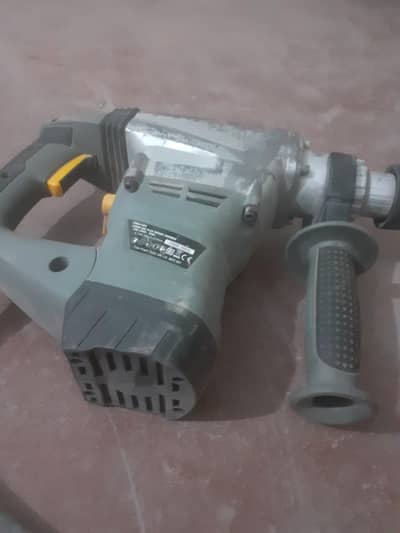 Titan hevy rootary drill mechine   ( made by uk )