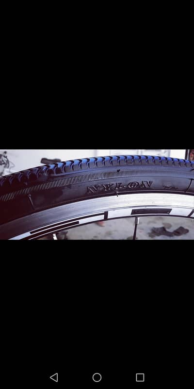 GAINT ESCAPE BICYCLE. . . . HYBIRD BICYCLE R3. . . . . .