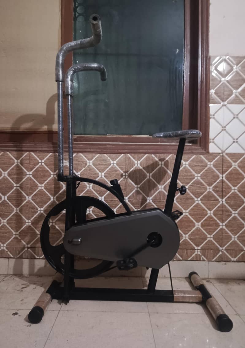 Exercise Cycle / Exercise Bike 4