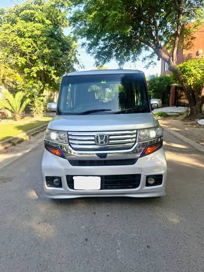 Honda N box custom2014  in lush condition