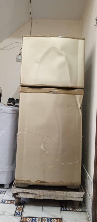 Dawlance refrigerator for sale medium size
