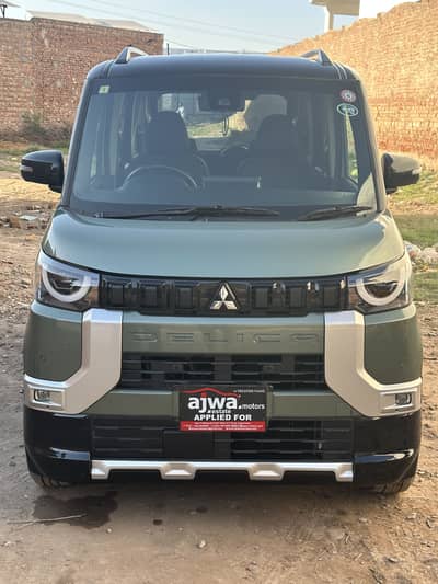 Mitsubishi Delica Mini Hybrid