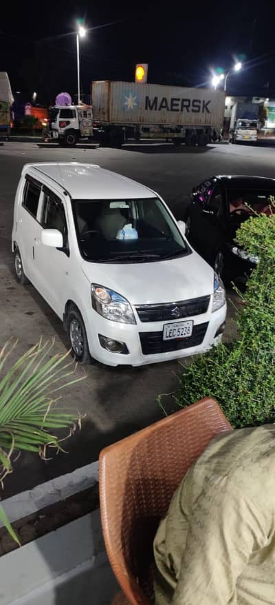 SUZUKI WAGONR VXL B2B GENUINE  Bank officer used Car