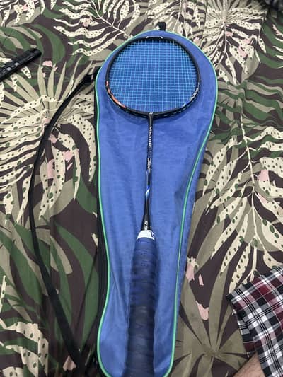 Yonex Voltric Lite 40i