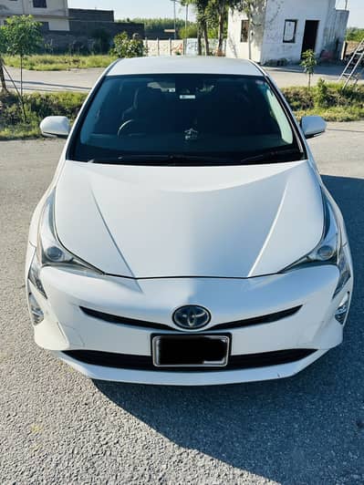 Toyota Prius S safety Package 2