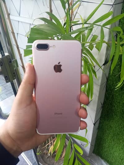 iPhone 7 plus 128 GB battery unlock condition 10 by 10