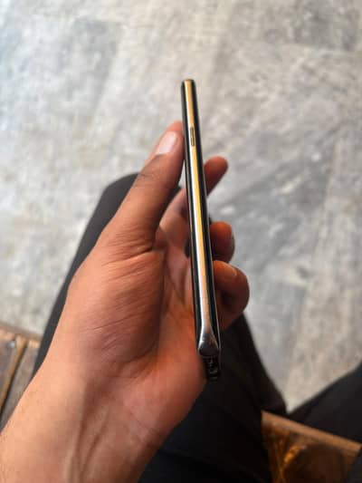 samsung s9 officail pta approved 4 gb ram 64 gb storage