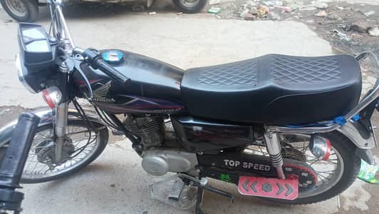 behtarin bike hai argent sale WhatsApp number 03180555179