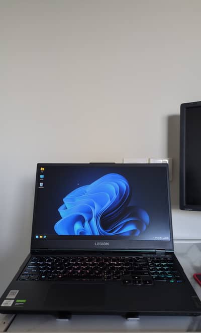 Lenovo Legion 5 15IMH05H | i7 10th Gen | GTX 1660 Ti 6GB | 16 GB DDR4