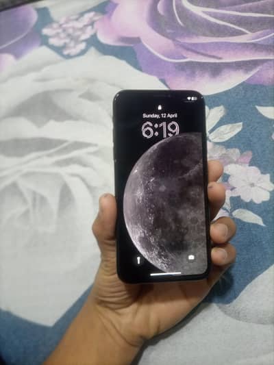iPhone x for sale in excellent condition