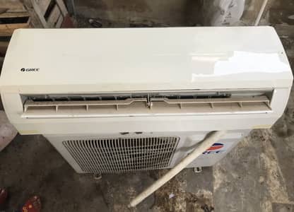 Gree 1 Ton Non Inverter AC Air Conditioner