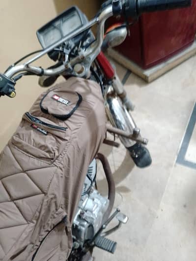 united 125 red color 2021