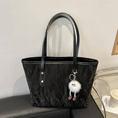 _"Black Shiny and chic pink Tote Bag Chabi"_
