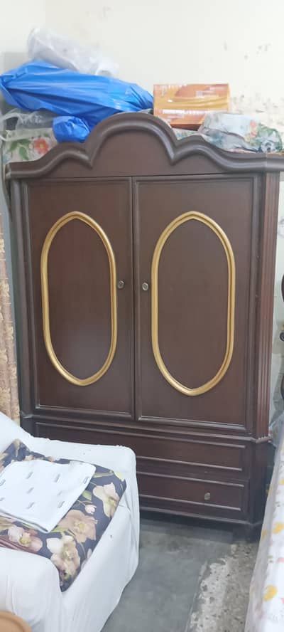 pure wood wardroab almari