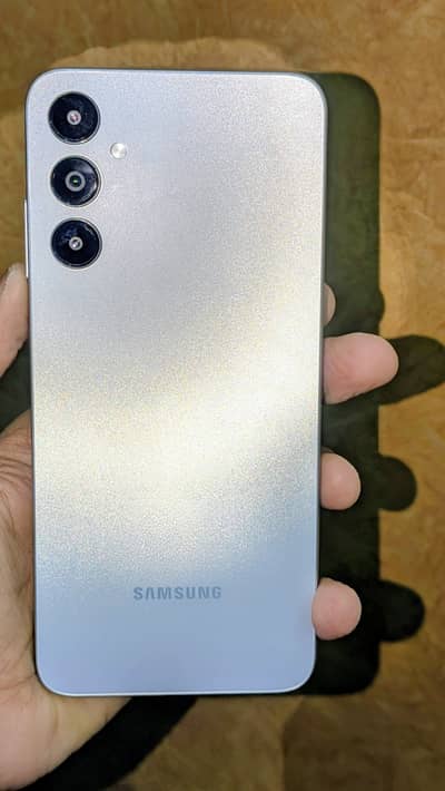 Scratch less phone. Total genuine