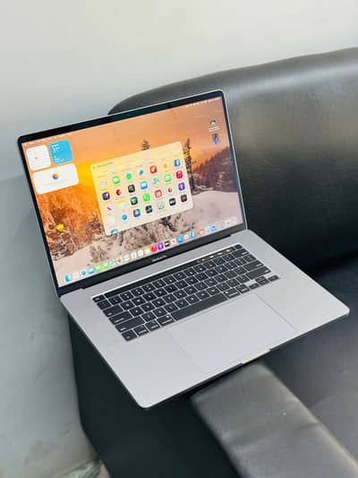 APPLE MACBOOK PRO 2019 FOR SALE 16'' DISPLAY