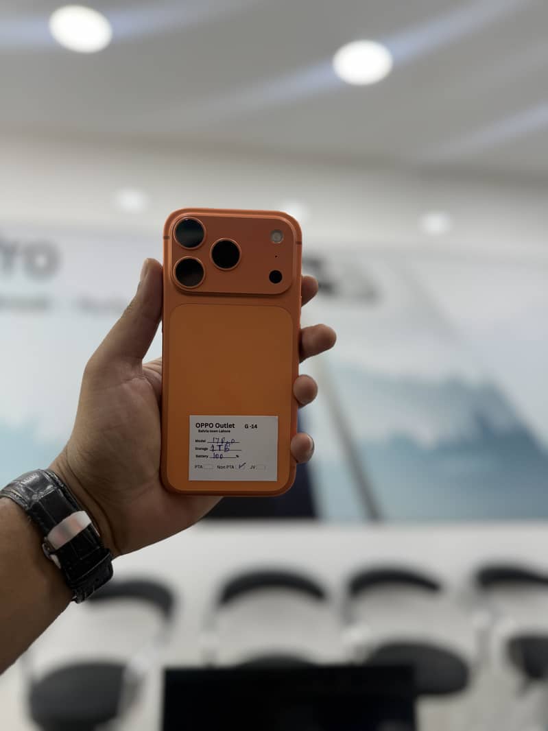 Box cable Available 7