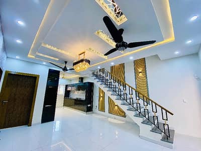 7 MARLA MOST DECENT HOUSE FOR SALE