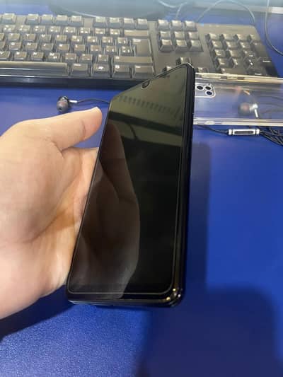 Samsung 4Gb 128Gb indisplay finger print