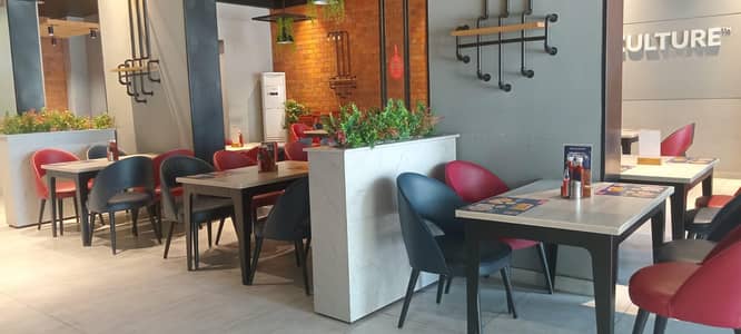 need order takers female in gulberg contact uegent basis