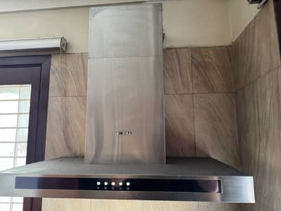 Fotile EH23 90cm kitchen chimney hood in excellent working condition.