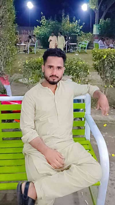 Azeem Ansari Azeem Ansari