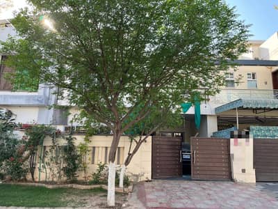 Prime Location 5 Marla House In Only Rs. 13500000