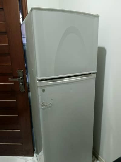 Dawlance refrigerator