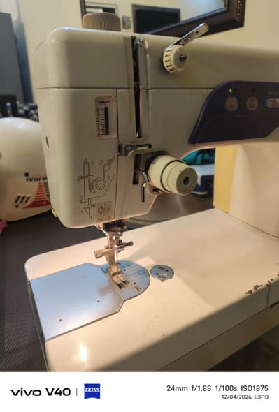 Janome Costura 767HX