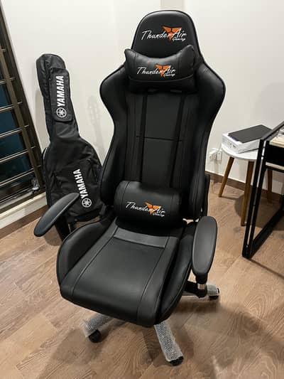 Computer gaming chair as good as new thunder air