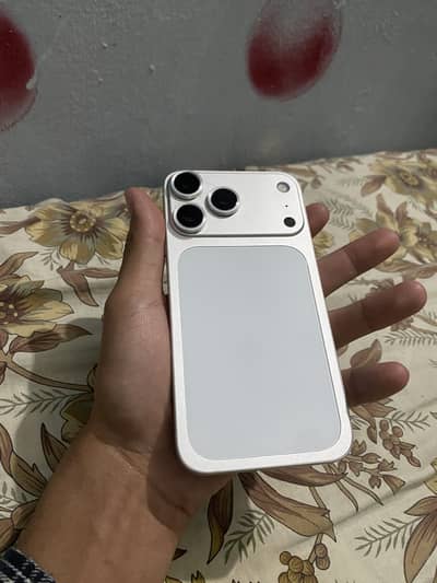 Iphone XR converted 17pro