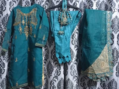 Stylish Ladies Suit Heavy Neck work Like New (2 Time Worn)