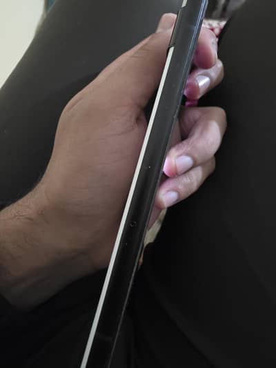 6a excellent camera, non refurb,  whatsapp only plz